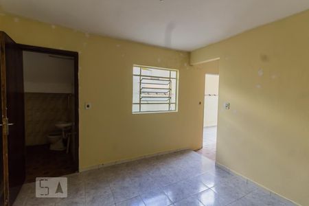 Sala (edícula) de casa à venda com 2 quartos, 193m² em Vila Augusta, Guarulhos