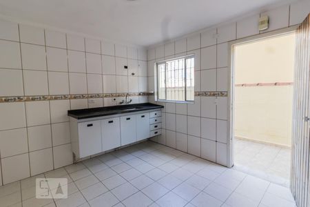 Cozinha de casa à venda com 2 quartos, 193m² em Vila Augusta, Guarulhos