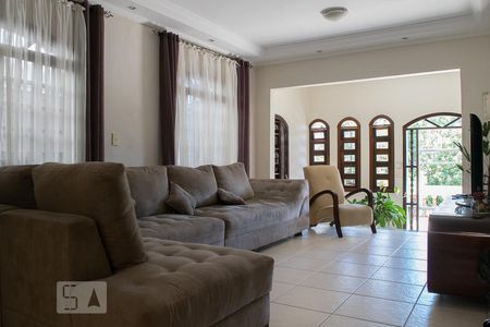 SALA de casa para alugar com 5 quartos, 280m² em Jardim Peri, São Paulo