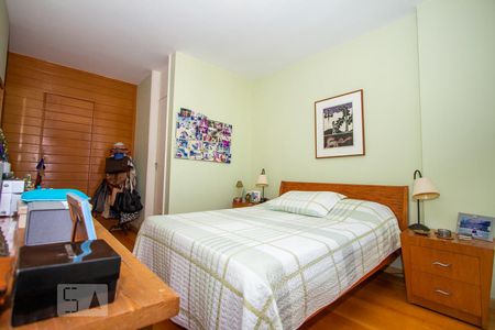 Suíte de apartamento à venda com 2 quartos, 95m² em Cosme Velho, Rio de Janeiro