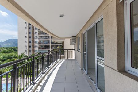 Varanda de apartamento à venda com 2 quartos, 75m² em Barra da Tijuca, Rio de Janeiro