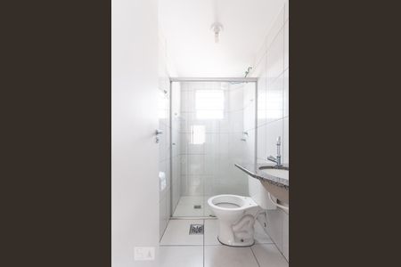 Banheiro de apartamento para alugar com 2 quartos, 55m² em Vila Industrial, Campinas