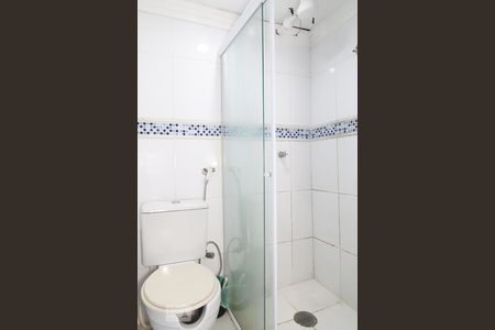 Banheiro da suíte de casa para alugar com 2 quartos, 60m² em Vila Nova Mazzei, São Paulo