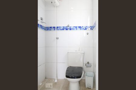 Banheiro 2 de casa para alugar com 2 quartos, 60m² em Vila Nova Mazzei, São Paulo