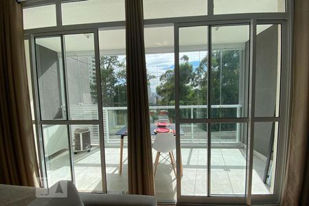 Sacada de kitnet/studio para alugar com 1 quarto, 35m² em Real Parque, São Paulo