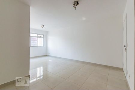 Sala de apartamento para alugar com 2 quartos, 72m² em Centro, Campinas