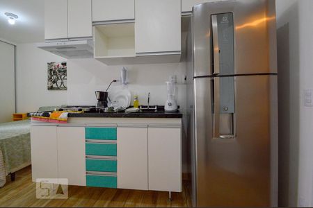 Cozinha de kitnet/studio para alugar com 1 quarto, 26m² em Campos Elíseos, São Paulo