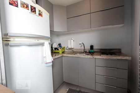 cozinha de apartamento para alugar com 1 quarto, 49m² em Vila Andrade, São Paulo