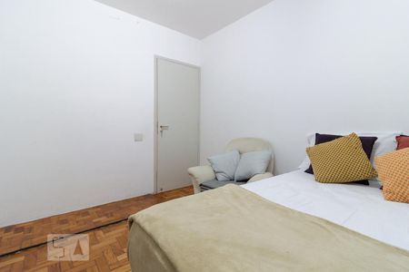 Dormitório  de apartamento à venda com 2 quartos, 100m² em Jardim das Acácias, São Paulo