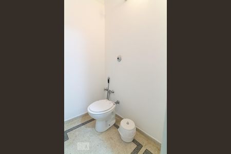 Lavabo de apartamento à venda com 2 quartos, 100m² em Jardim das Acácias, São Paulo