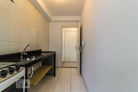 Cozinha de apartamento para alugar com 2 quartos, 45m² em Água Branca, São Paulo