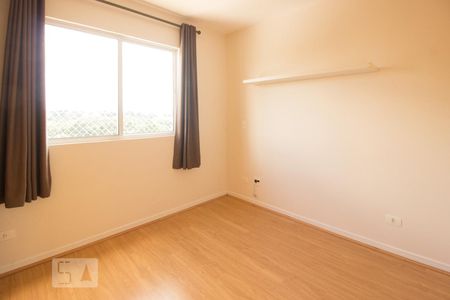 Quarto 1 (suíte) de apartamento para alugar com 2 quartos, 55m² em Vila Izabel, Curitiba