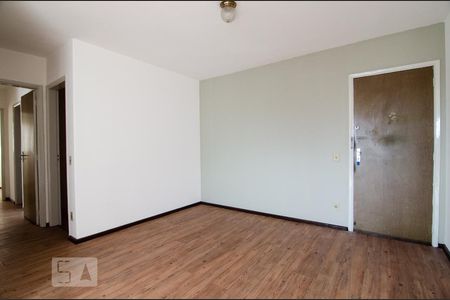 Sala de apartamento para alugar com 3 quartos, 84m² em Bosque, Campinas