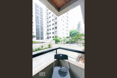 Varanda Sala de apartamento para alugar com 1 quarto, 45m² em Moema, São Paulo