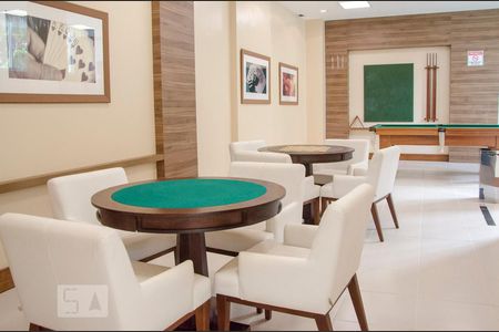 Apartamento para alugar com 113m², 3 quartos e 2 vagas Apartamento para alugar com 113m², 3 quartos e 2 vagasSala de jogos