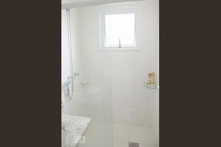 Apartamento para alugar com 113m², 3 quartos e 2 vagas Apartamento para alugar com 113m², 3 quartos e 2 vagasBanheiro Quarto 2