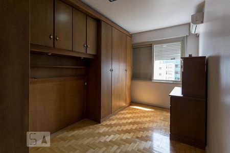 Quarto 1 de apartamento à venda com 2 quartos, 120m² em Santa Maria Goretti, Porto Alegre