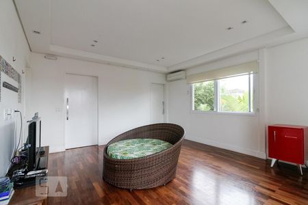 Casa de condomínio para alugar com 350m², 4 quartos e 4 vagas Casa de condomínio para alugar com 350m², 4 quartos e 4 vagasSala Piso Superior