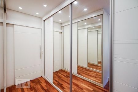 Casa de condomínio para alugar com 350m², 4 quartos e 4 vagas Casa de condomínio para alugar com 350m², 4 quartos e 4 vagasSuíte Superior