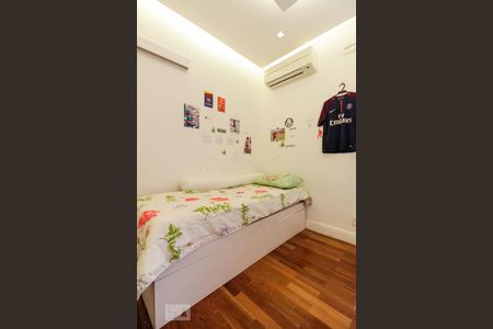 Casa de condomínio para alugar com 350m², 4 quartos e 4 vagas Casa de condomínio para alugar com 350m², 4 quartos e 4 vagasQuarto 1