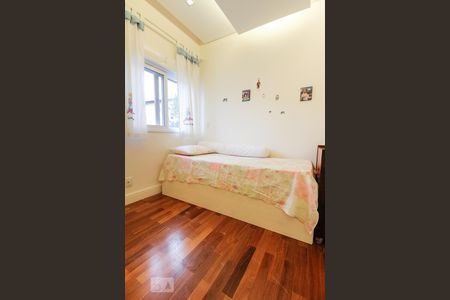 Casa de condomínio para alugar com 350m², 4 quartos e 4 vagas Casa de condomínio para alugar com 350m², 4 quartos e 4 vagasQuarto 1