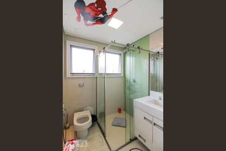 Casa de condomínio para alugar com 350m², 4 quartos e 4 vagas Casa de condomínio para alugar com 350m², 4 quartos e 4 vagasBanheiro