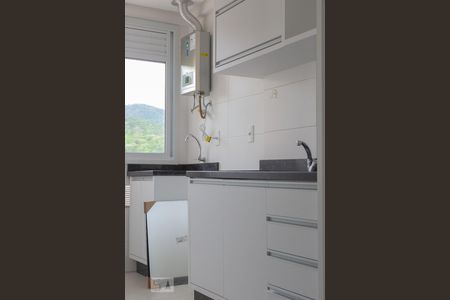 cozinha/lavanderia de apartamento para alugar com 2 quartos, 70m² em Itacorubi, Florianópolis