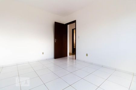 Quarto de apartamento para alugar com 1 quarto, 46m² em Azenha, Porto Alegre