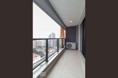 Varanda de kitnet/studio para alugar com 1 quarto, 38m² em Campo Belo, São Paulo