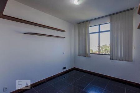 Quarto 1 de apartamento para alugar com 4 quartos, 170m² em Cruzeiro, Belo Horizonte