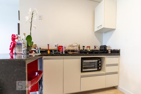 Cozinha de kitnet/studio à venda com 1 quarto, 27m² em Bethaville I, Barueri