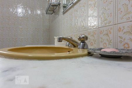 Pia Banheiro Social de apartamento à venda com 4 quartos, 150m² em Santo Antônio, Belo Horizonte
