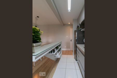 Cozinha de apartamento à venda com 2 quartos, 67m² em Santo Amaro, São Paulo