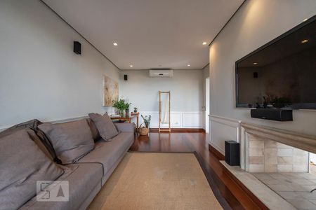 Apartamento para alugar com 450m², 4 quartos e 4 vagas Apartamento para alugar com 450m², 4 quartos e 4 vagasSala de estar