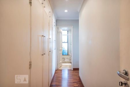 Apartamento para alugar com 450m², 4 quartos e 4 vagas Apartamento para alugar com 450m², 4 quartos e 4 vagasSuíte 3