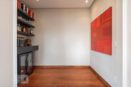 Apartamento para alugar com 450m², 4 quartos e 4 vagas Apartamento para alugar com 450m², 4 quartos e 4 vagasBar