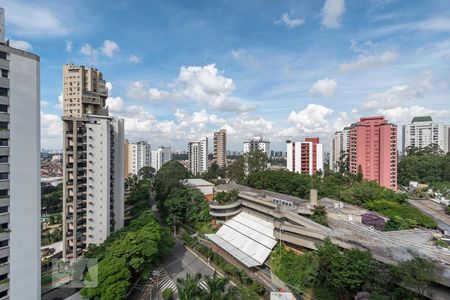 Apartamento para alugar com 450m², 4 quartos e 4 vagas Apartamento para alugar com 450m², 4 quartos e 4 vagasVista da suíte 3