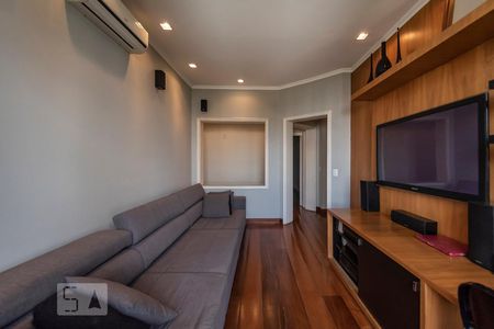 Apartamento para alugar com 450m², 4 quartos e 4 vagas Apartamento para alugar com 450m², 4 quartos e 4 vagasEscritório