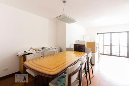 Sala  de apartamento para alugar com 3 quartos, 140m² em Vila Regente Feijó, São Paulo