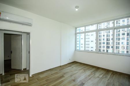 Sala de apartamento à venda com 2 quartos, 79m² em Copacabana, Rio de Janeiro