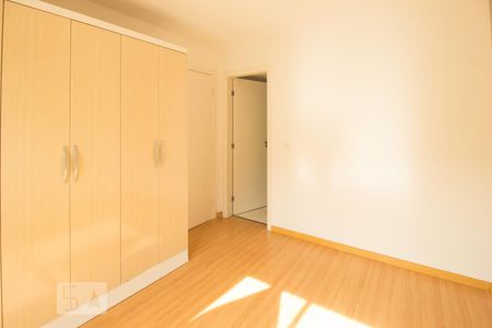 Quarto 1 (suíte) de apartamento para alugar com 3 quartos, 90m² em Centro, Curitiba