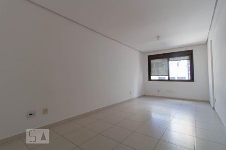 Sala de kitnet/studio para alugar com 1 quarto, 27m² em Centro Histórico, Porto Alegre