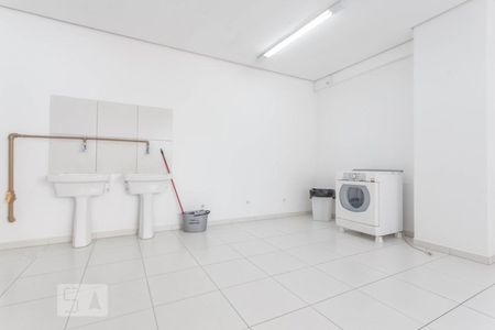 Lavanderia de kitnet/studio para alugar com 1 quarto, 27m² em Centro Histórico, Porto Alegre