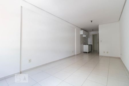 Sala de kitnet/studio para alugar com 1 quarto, 27m² em Centro Histórico, Porto Alegre