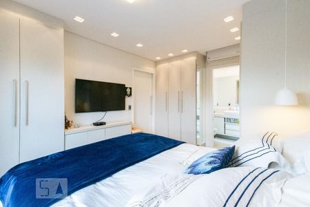 Suíte de apartamento para alugar com 1 quarto, 70m² em Vila Olímpia., São Paulo