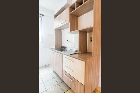 Cozinha de apartamento à venda com 2 quartos, 42m² em Partenon, Porto Alegre
