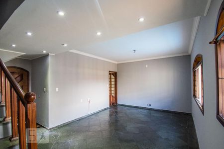 Sala de casa à venda com 2 quartos, 160m² em Vila Dom Pedro I, São Paulo