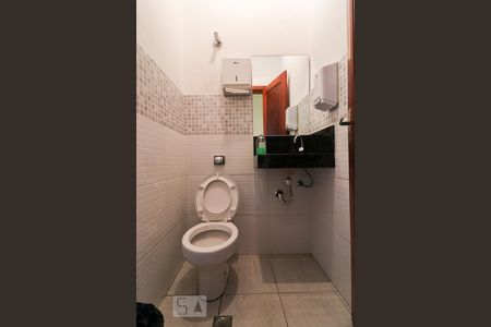 Lavabo 2 de casa à venda com 7 quartos, 260m² em Bonfim, Belo Horizonte