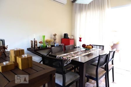 Sala de casa de condomínio à venda com 3 quartos, 91m² em Jardim Shangai, Jundiaí