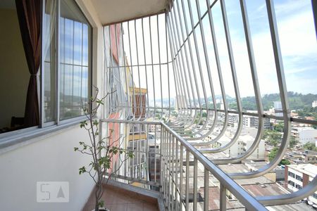 Vista  de apartamento para alugar com 2 quartos, 68m² em Fonseca, Niterói